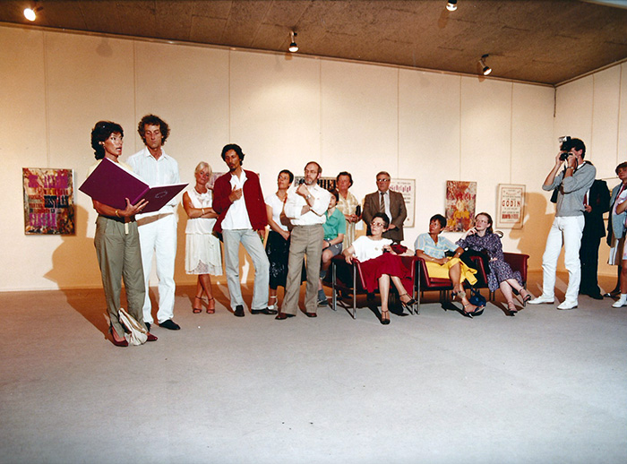 Jo Gisekin leest Bruidssluier in Museum D'hondt-Dhaenens, Deurle, 1983